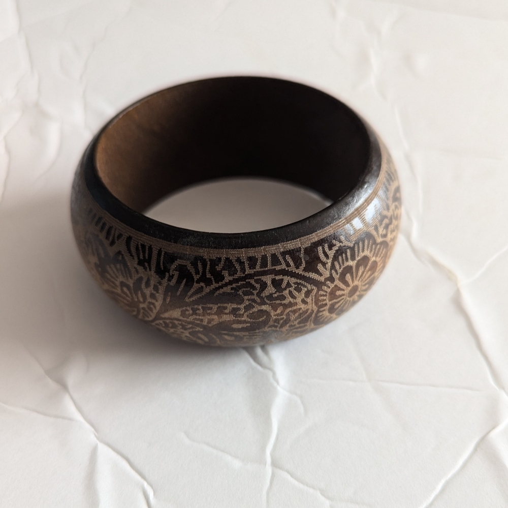 Women's Wood Bracelet with Carved Patterns